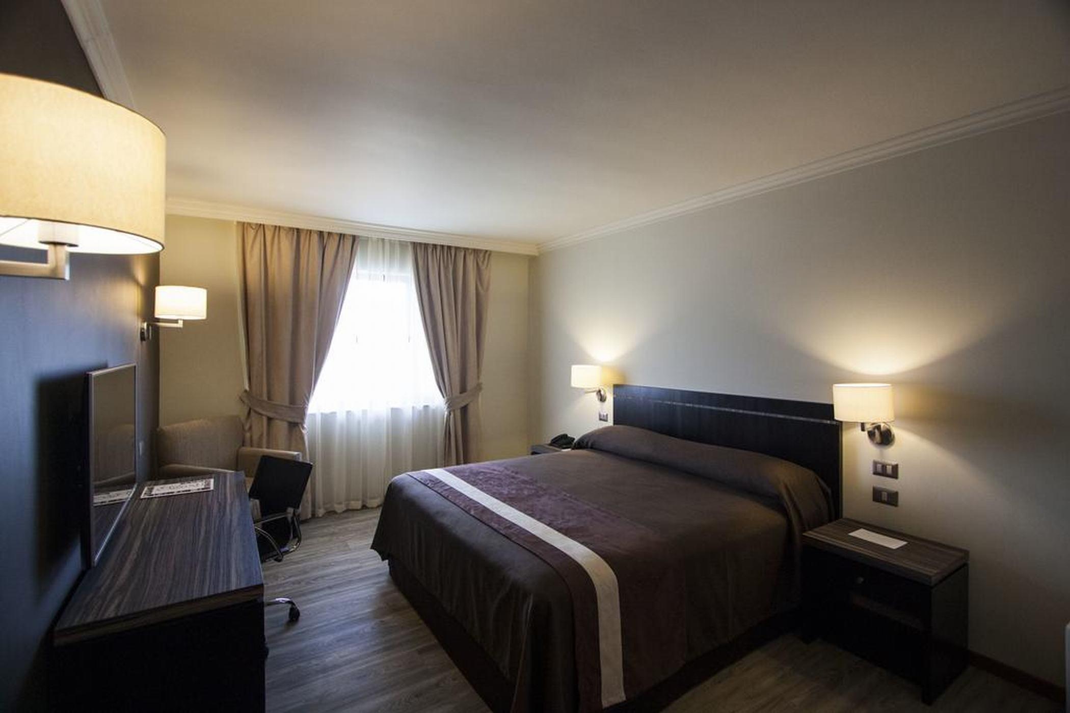 Hotel Diego De Almagro Osorno Luaran gambar