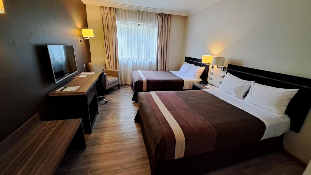 Hotel Diego De Almagro Osorno Luaran gambar